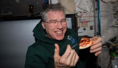 How spaceflight changes astronauts' ability to eat and drink