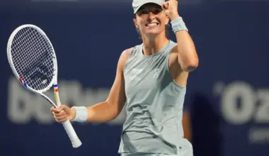 Iga Swiatek celebrates after reaching the Canadian Open final.