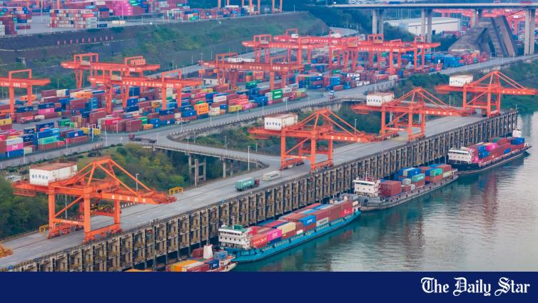 China extends trade boom as global AI tech demand surges