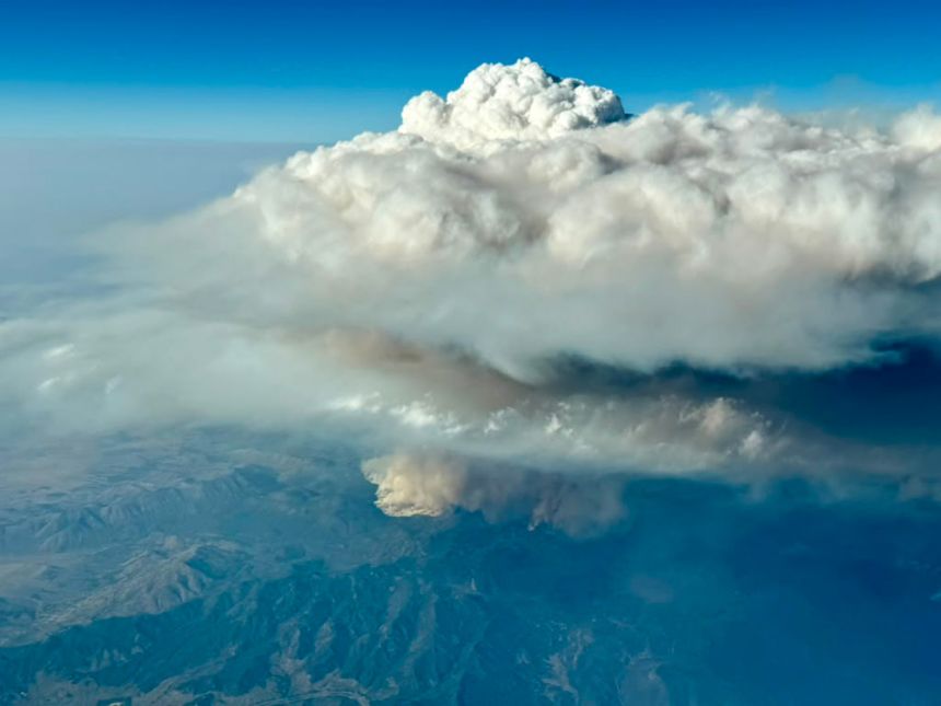 A pyrocumulonimbus “fire cloud” seen from the Gulfstream V jet by the INSPYRE science team.
