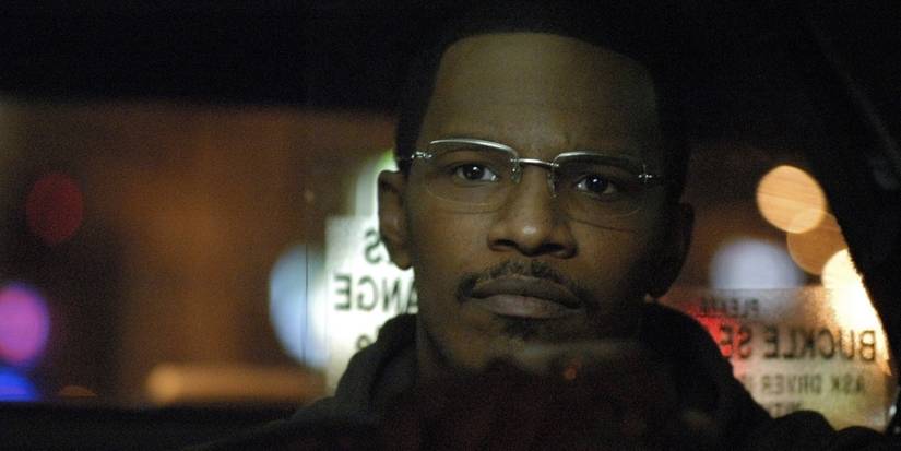 Jamie Foxx as Max Durocher driving the Taxi in Collateral