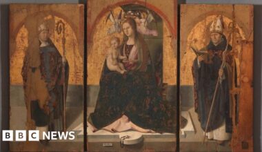 Four 'extraordinary' Renaissance paintings stolen from Italian museum - BBC
