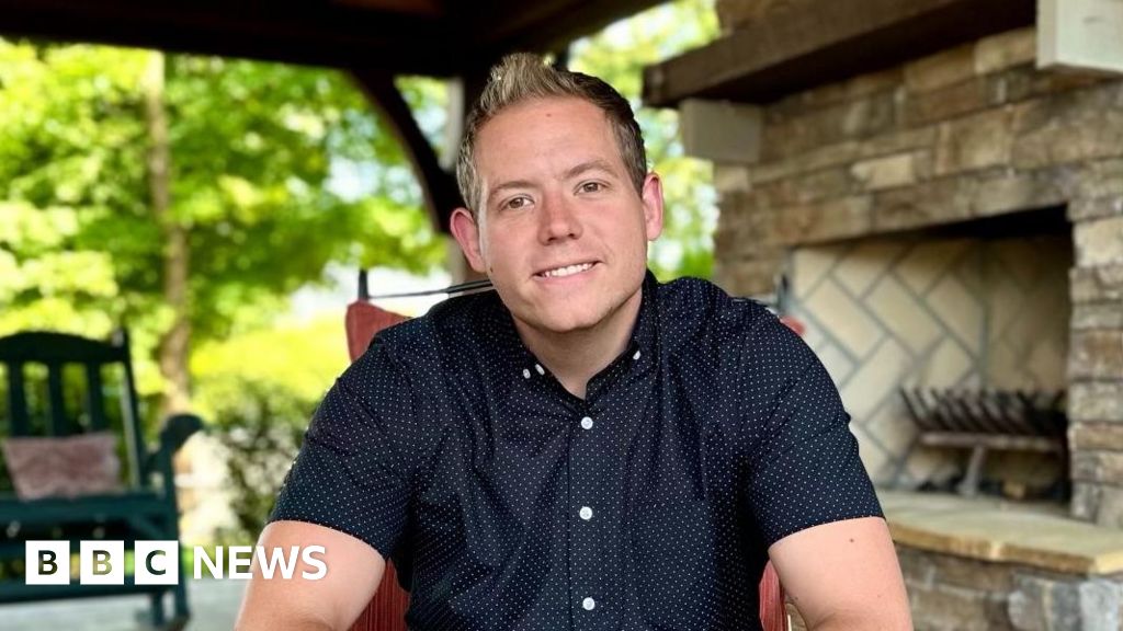 He bought a fitness supplement online to bulk up, but ended up losing his mind - BBC