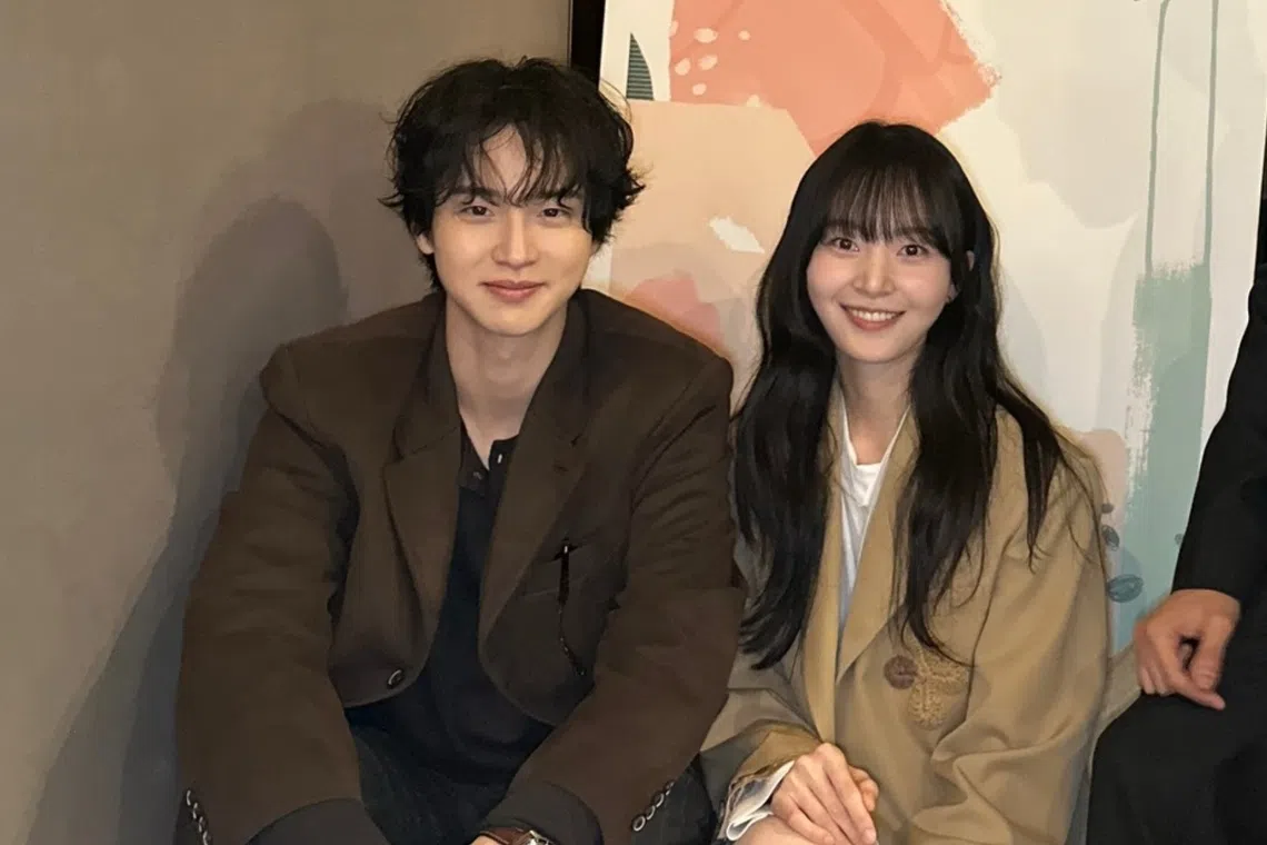 South Korean actor Jang Dong-yoon (left) directed the film The Yeast, which starred actress Kim Seung-yoon.
