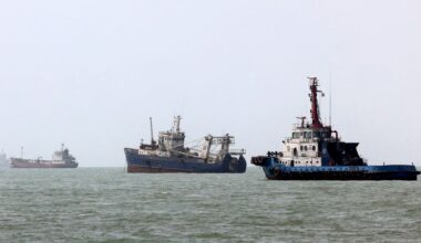 Live updates: Iran shakes up military leadership as Strait of Hormuz talks seem to stall