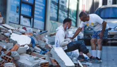 Live updates: Over 200 dead in Colombia earthquake, with rescuers unable to reach epicenter yet