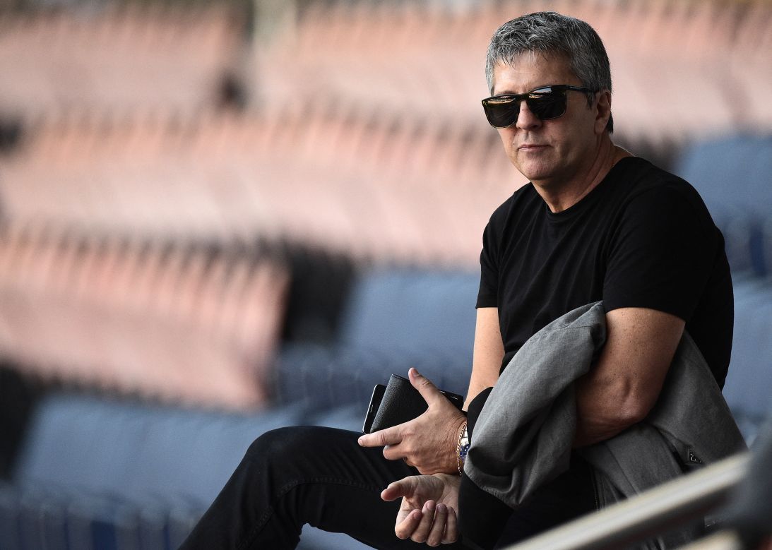 Jorge Messi, father of star soccer player Lionel Messi, attends a Barcelona team training session at the Parc des Princes stadium in Paris on April 14, 2015, on the eve of the UEFA Champions League quarterfinals.