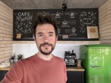 Selfie samples, 0.8x - 21mm, f/2.0, ISO 200, 1/50s (4160x3120px) - Huawei Pura 90s Pro Max review
