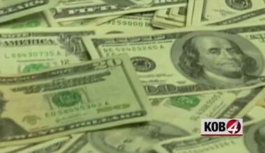 Social Security COLA 2027: Why a New Mexico financial advisor says you shouldn't spend more