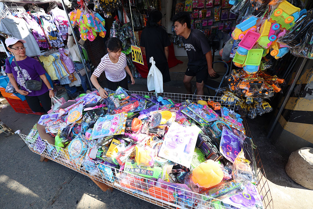 Weak consumption, public spending likely weighed on Q2 growth