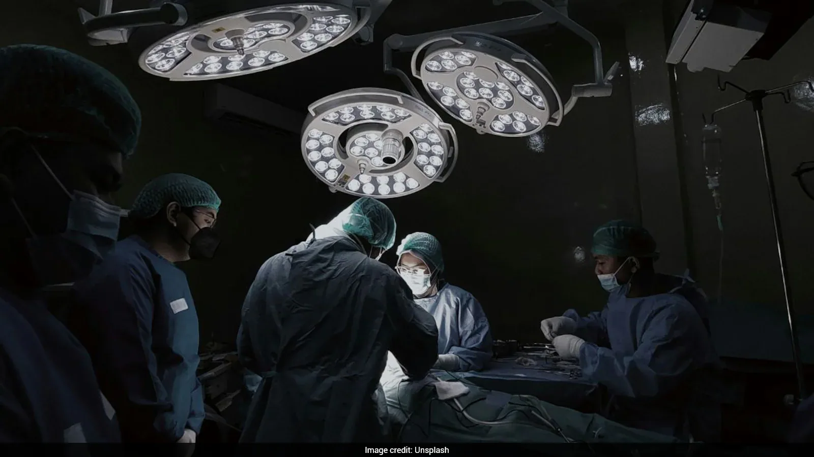 'Major Surgical Error': UK Surgeon Struck Off After Connecting Patient's Organs Incorrectly