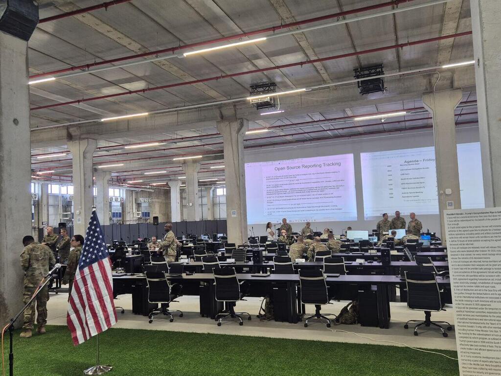 U.S.-backed Civil-Military Coordination Center in Kiryat Gat (צילום: איתמר אייכנר) מזכיר המדינה מרקו רוביו בביקור במפקדה האמריקאית CMCC