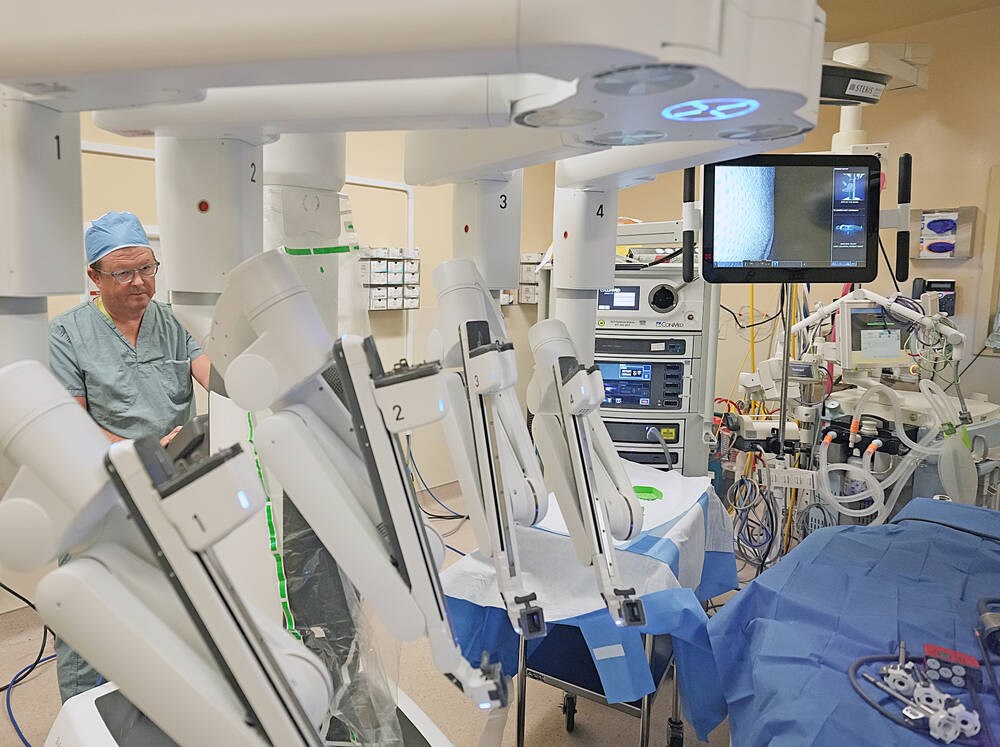 Fundraising campaign adds surgical robots to BC hospitals