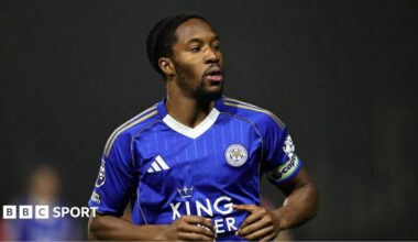 Bobby Amartey running in midfield - head and torso shot - wearing Leicester blue home kit