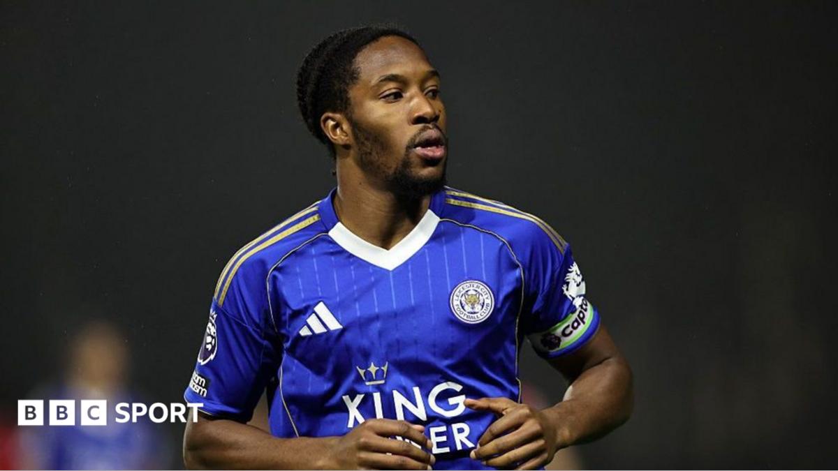 Bobby Amartey running in midfield - head and torso shot - wearing Leicester blue home kit