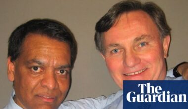 25 years ago, two strangers met in the twin towers and escaped on 9/11. What happened next? | September 11 2001