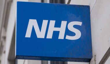 NHS woke language overhaul as doctors told to ditch 'normal' and call patient discharge a 'warm handover'