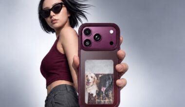 UGREEN’s iPhone 18 Pro Case Packs An Extra Screen For That ‘iPhone Duo Effect’
