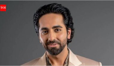 Ayushmann Khurrana reacts to ‘Pakistan Zindabad’ chant as a Pakistani spy in 'Udta Teer' at trailer launch event: 'Whatever the script demands from me, I do' | Hindi Movie News