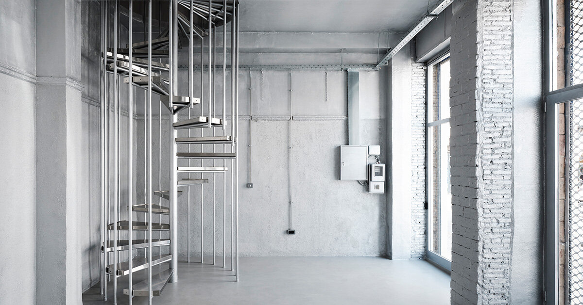 MPNYC turns former piraeus warehouse into art and design space