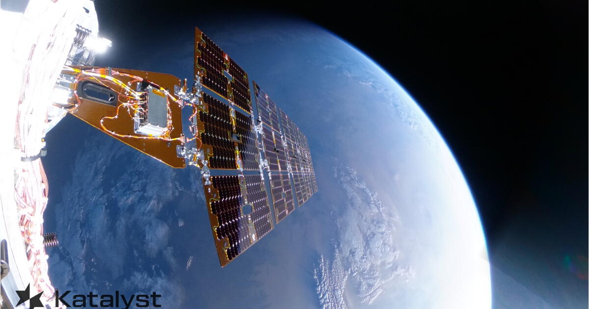 Spacecraft fails to rescue NASA telescope, burns up in atmosphere
