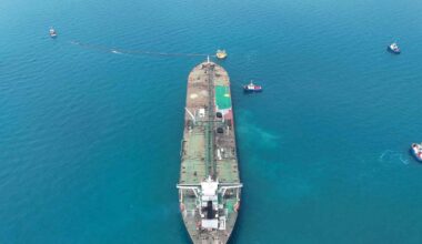 Oil retreat fails to halt bond yield rise in Japan, US
