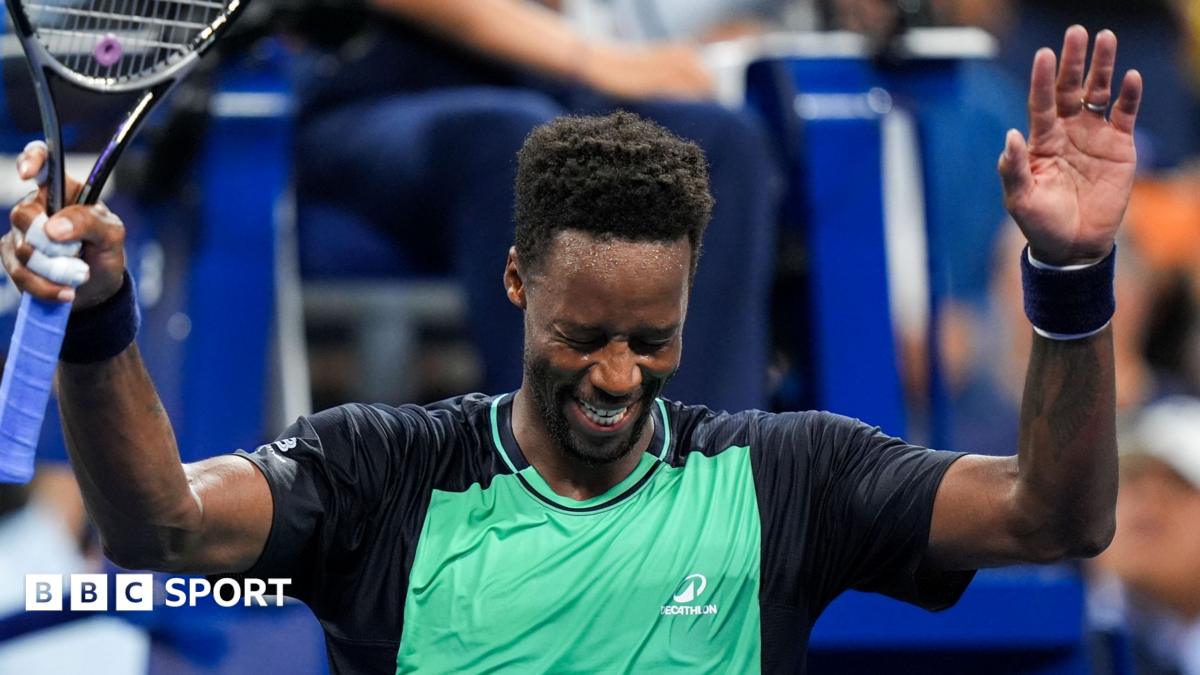 Gael Monfils thanks the US Open crowd for their support