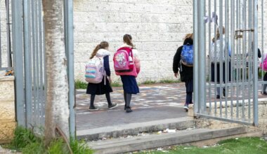 Haredi schoolgirls outperform non-religious counterparts, study shows - Haaretz