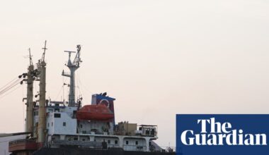 Houthis seize strategic Red Sea islands as analysts warn of impending oil crunch | Houthis