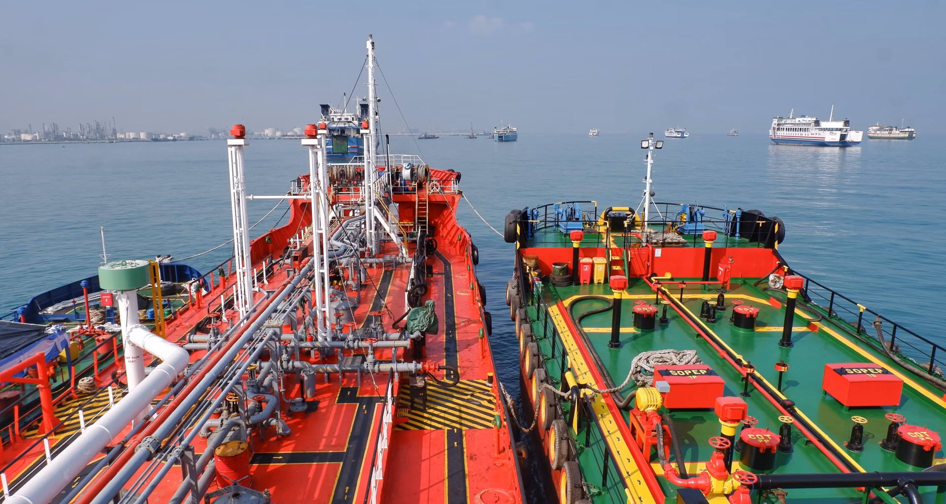 Hormuz Truce Talks Split Crude Benchmarks as Brent's Premium Hits $12.68 - Article