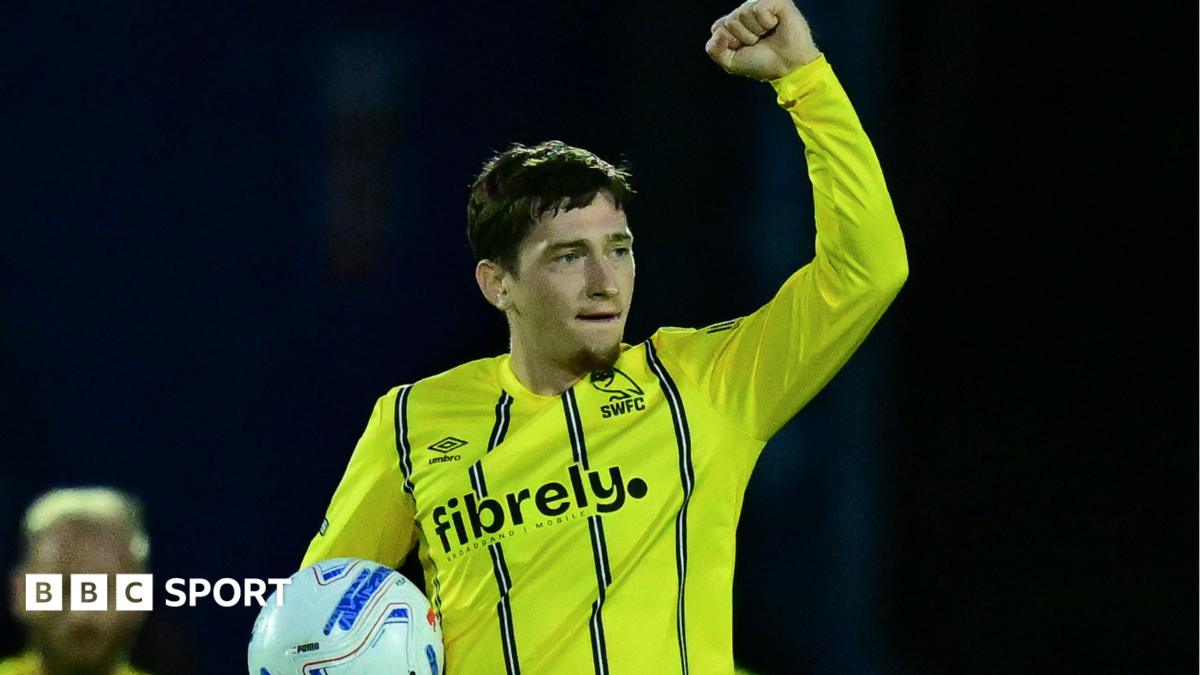 Louie Barry celebrates after scoring for Sheffield Wednesday