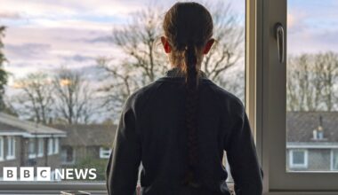Children as young as six going to A&E in mental health crisis - BBC
