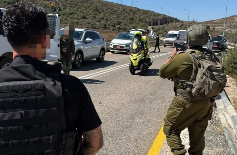 IDF operating at the scene of the terror attack near Neveh Tzuf in the West Bank, September 20, 2026.