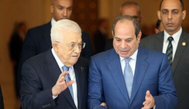 Abbas in Cairo for talks with El Sisi as Palestinian factions manoeuvre for November elections