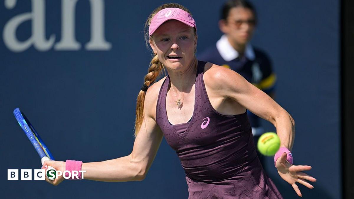 Harriet Dart in action against Marie Bouzkova at the US Open