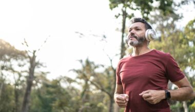 Improve VO2 Max After 50: How to Get Faster as You Age