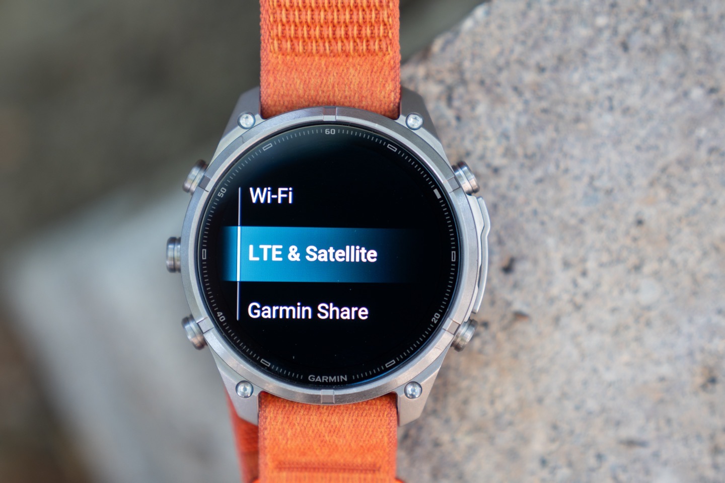 Fenix9 LTE inReach.