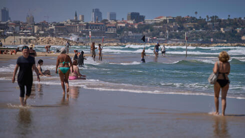 Israel faces unseasonable heat before sharp cool-down and possible rain
