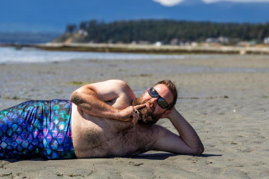 Cheeky Comox Valley calendar makes a splash for men’s mental health
