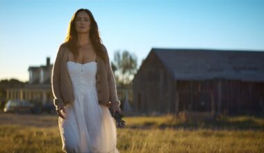 Minka Kelly Reacts To 'Ransom Canyon's Cancellation After "Two Beautiful Seasons"