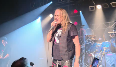 Twisted Sister Perform First Show with Sebastian Bach as Singer