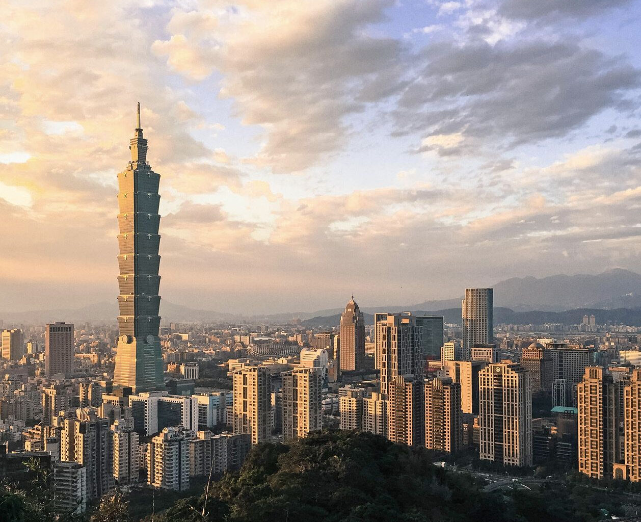 Taiwan adds carbon-footprint requirement to high-efficiency PV module standard