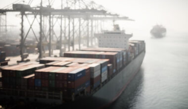 Asian Shipping Stocks Outpace Chips by 35 Points as Freight Rates Climb — BigGo Finance