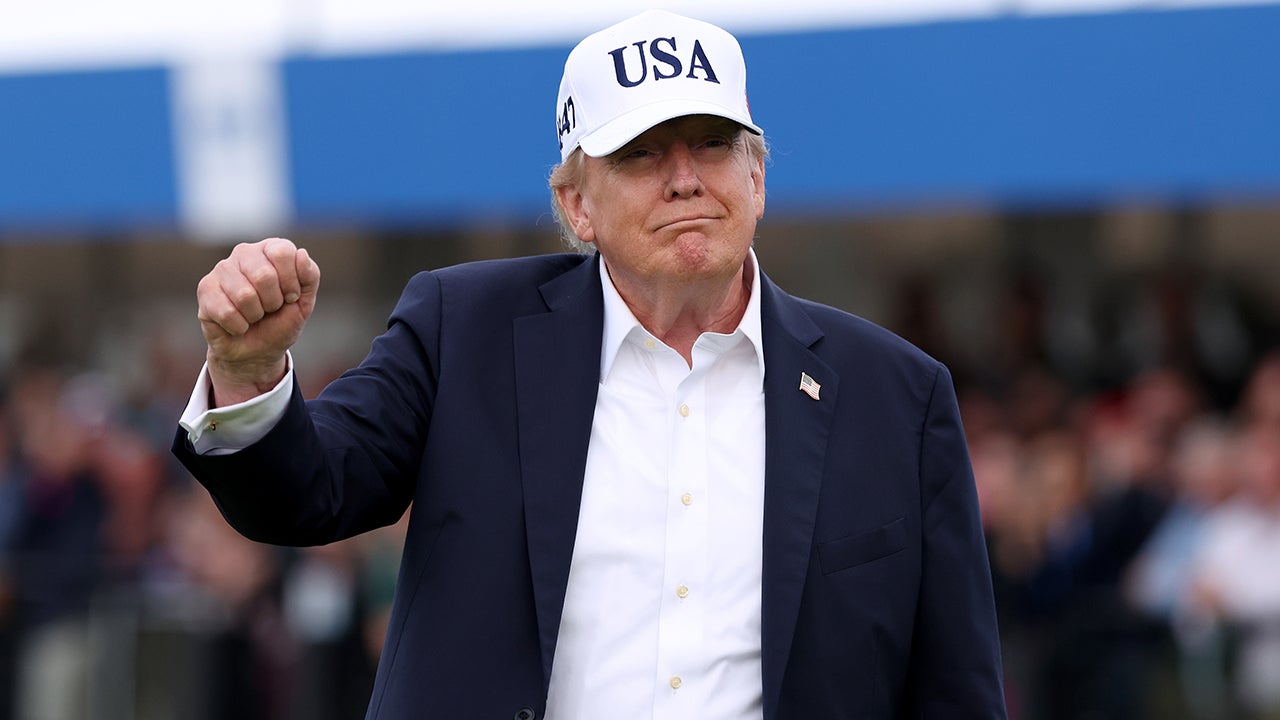 Trump says ‘anything could happen’ in US-Iran war ahead of meeting with Gulf leaders