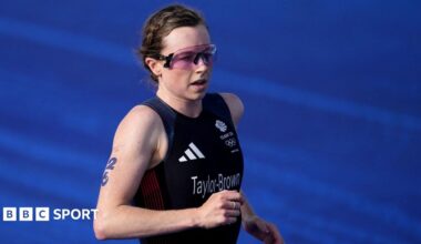 Georgia Taylor-Brown in action during a Triathlon event