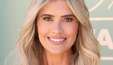 Christina Haack shares baby bump photo from the beach as she celebrates teen daughter
