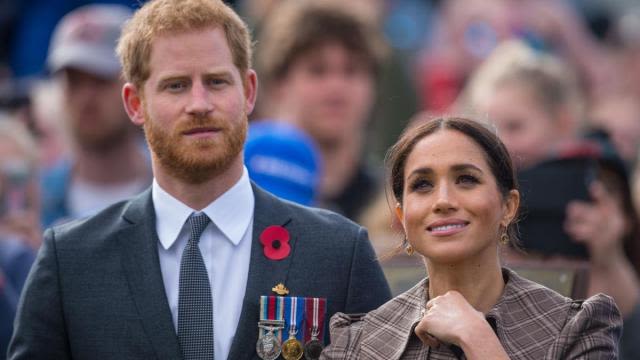 Meghan Markle & Prince Harry’s School Run Raises Serious Questions About Sussex Strategy — Experts