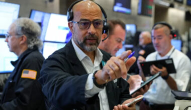 Wall St falls as AI anxiety batters Nvidia, chipmakers