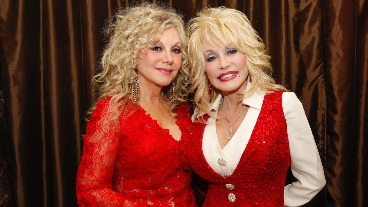 Stella Parton and Dolly Parton attend Stella Parton's Red Tent Women's Conference 2014.