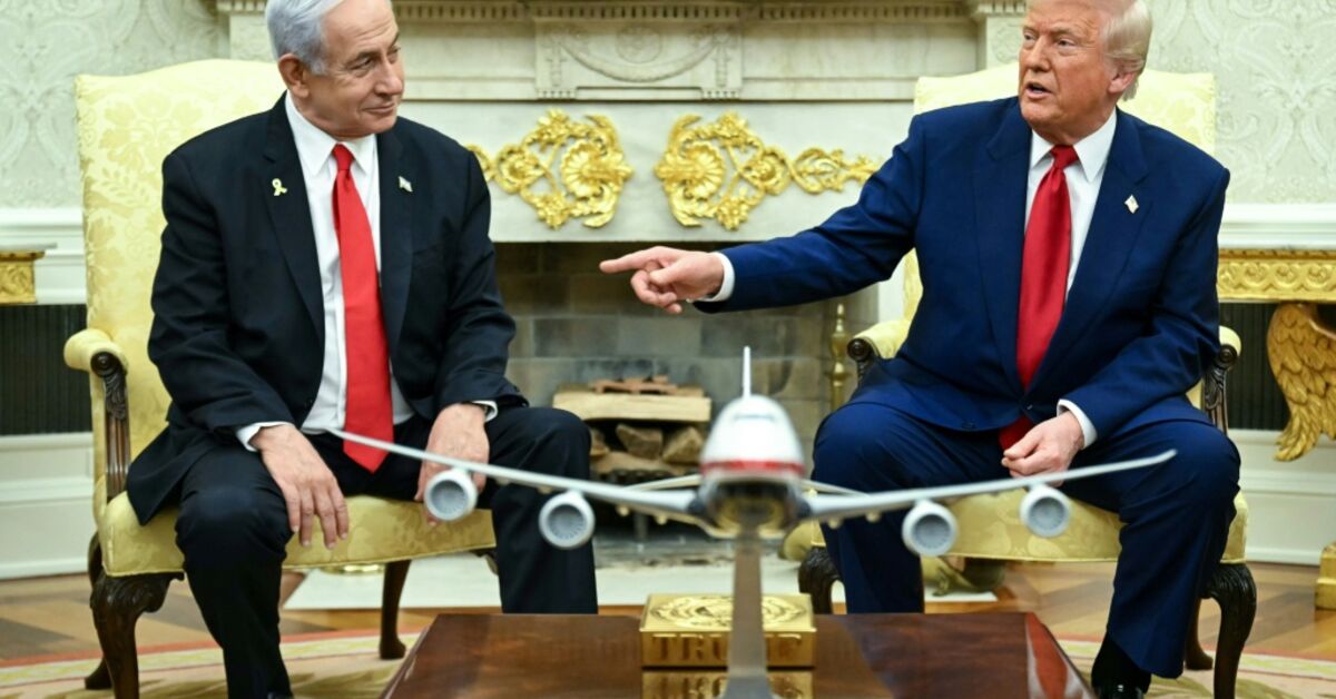 Netanyahu basks in Trump endorsement week before election